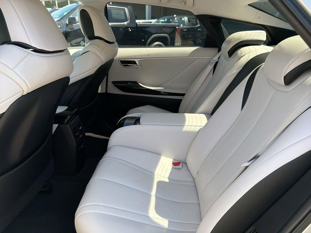 Used 2019 Toyota Mirai image 25