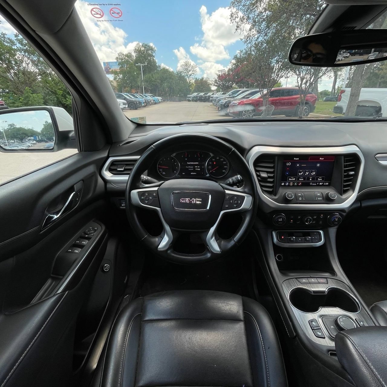 Used 2023 GMC Acadia SLT FWD image 11