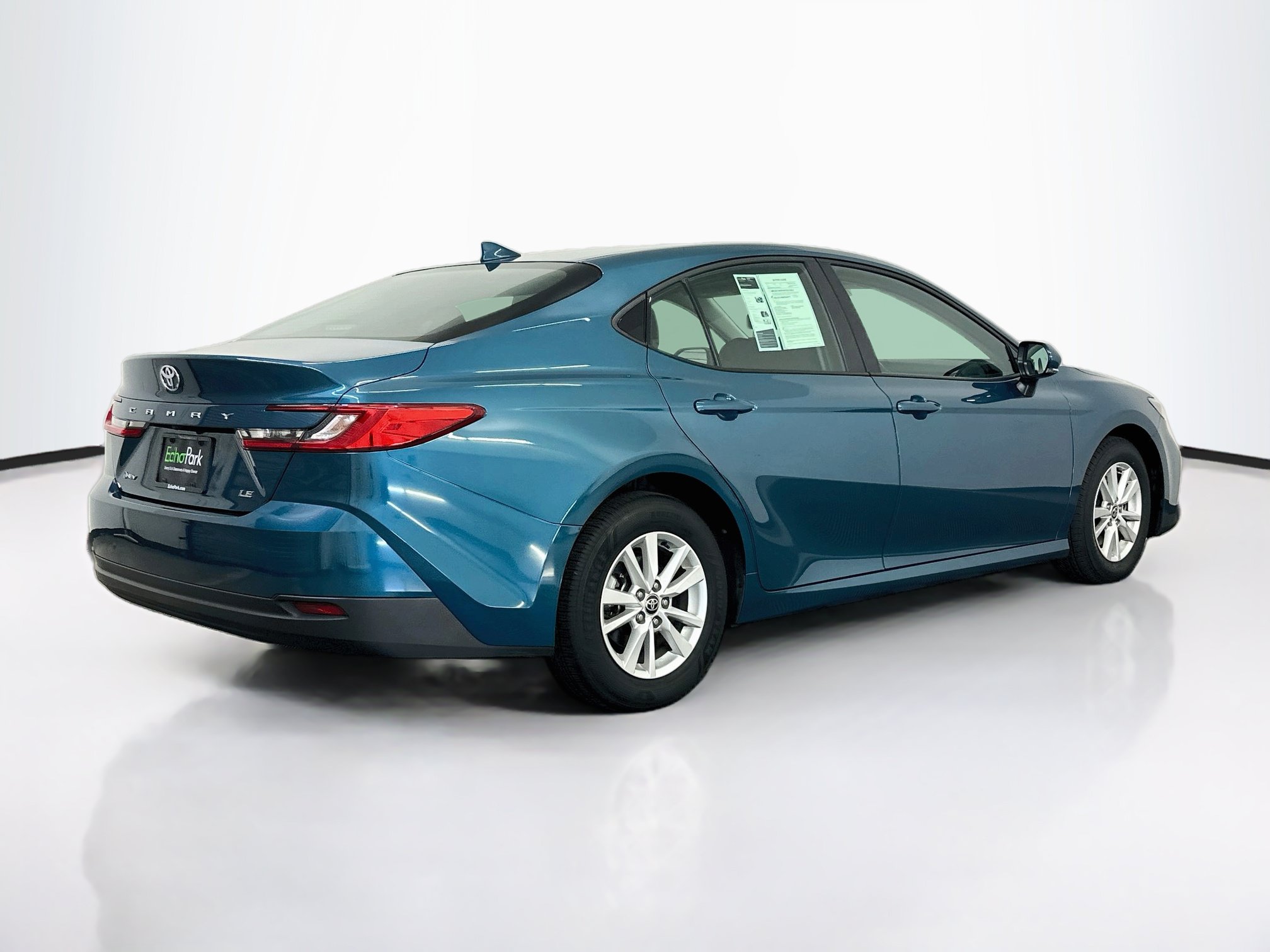 Used 2025 Toyota Camry LE FWD image 9
