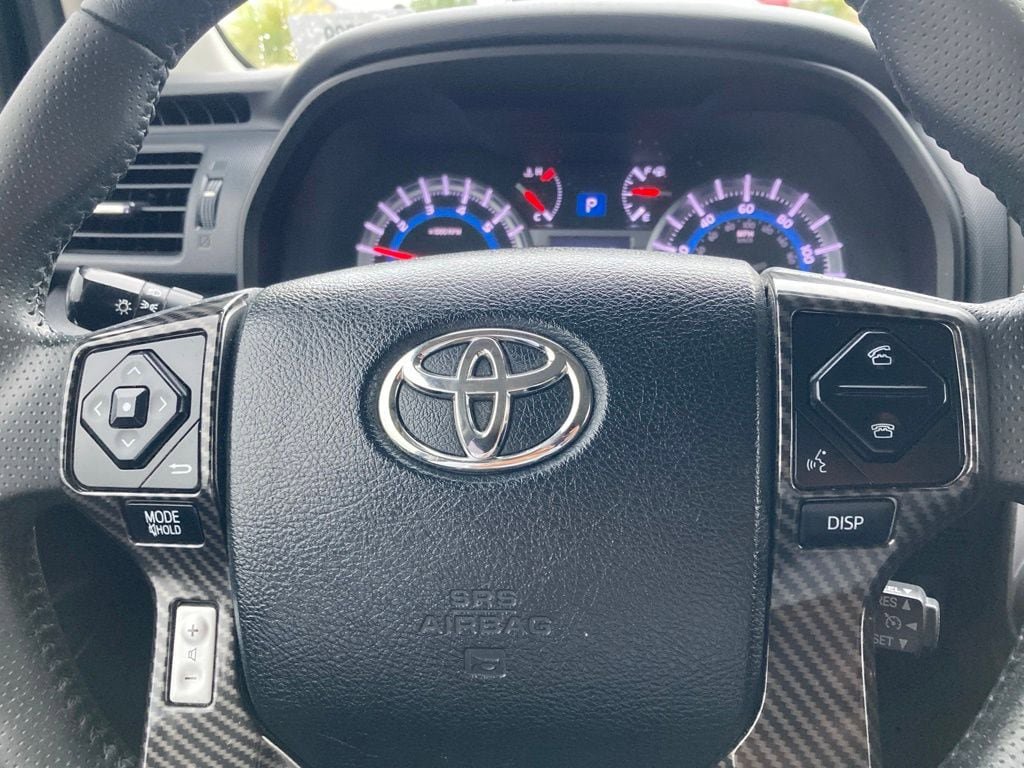 Used 2017 Toyota 4Runner SR5 RWD image 19