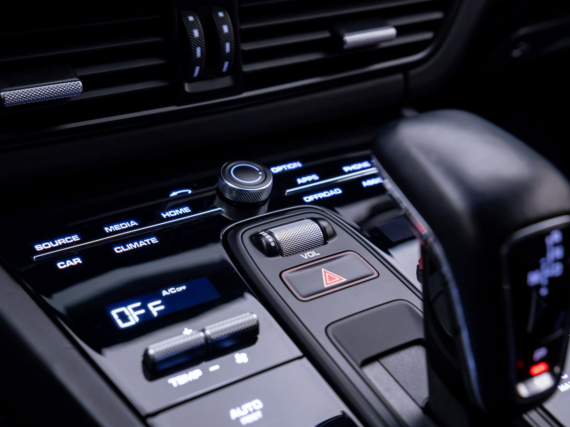 Certified 2022 Porsche Cayenne Turbo GT AWD/4WD image 26