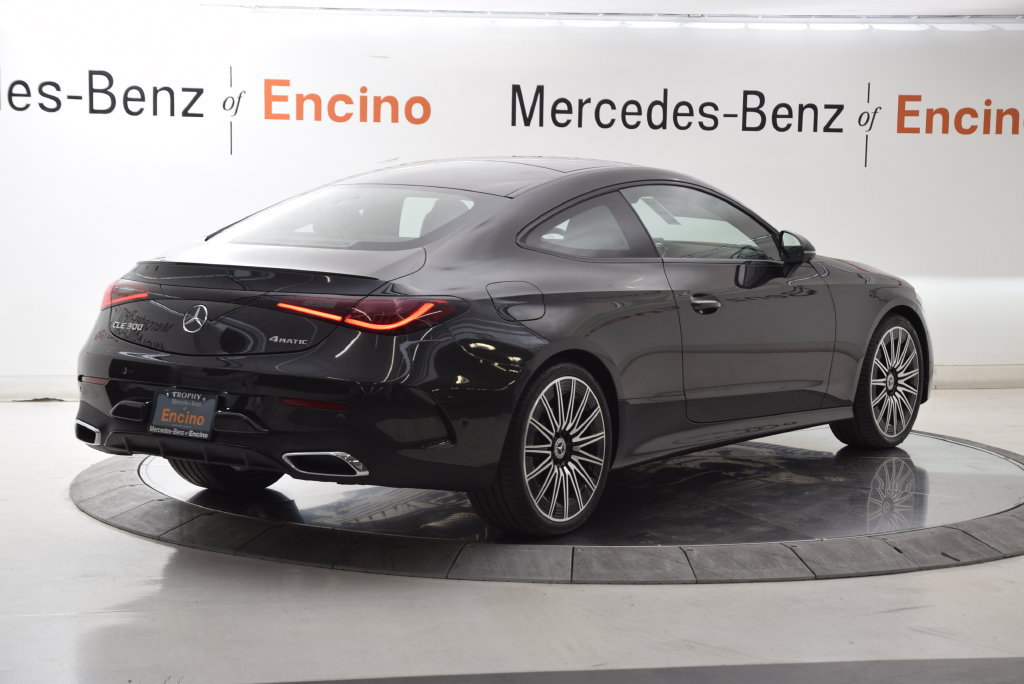New 2027 Mercedes-Benz CLE 300 4MATIC Coupe image 6