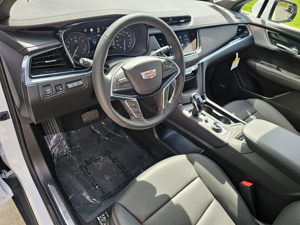 New 2026 Cadillac XT5 Premium Luxury w/ Driver Assist Package AWD/4WD image 19