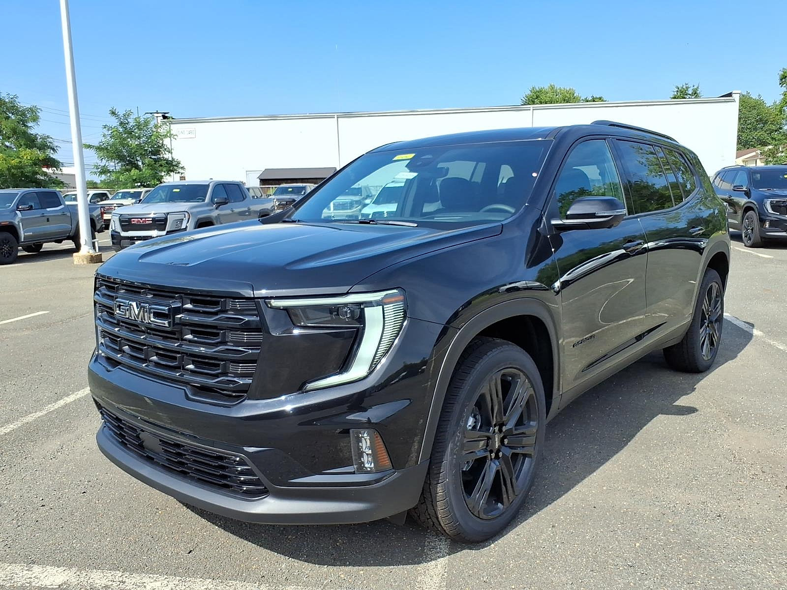 New 2026 GMC Acadia Elevation w/ Black Edition AWD/4WD image 3