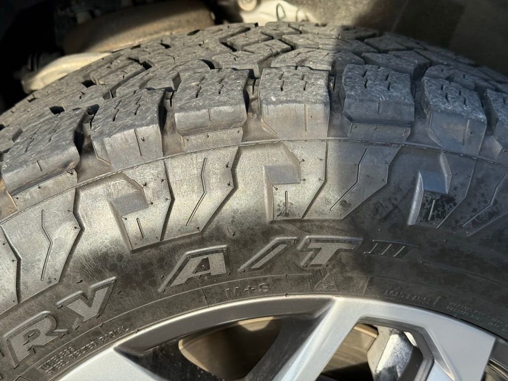 Used 2023 GMC Sierra 1500 SLT w/ SLT Premium Package image 40