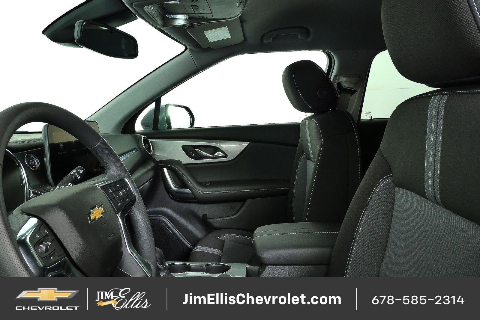 New 2026 Chevrolet Blazer LT w/ Convenience Package FWD image 6