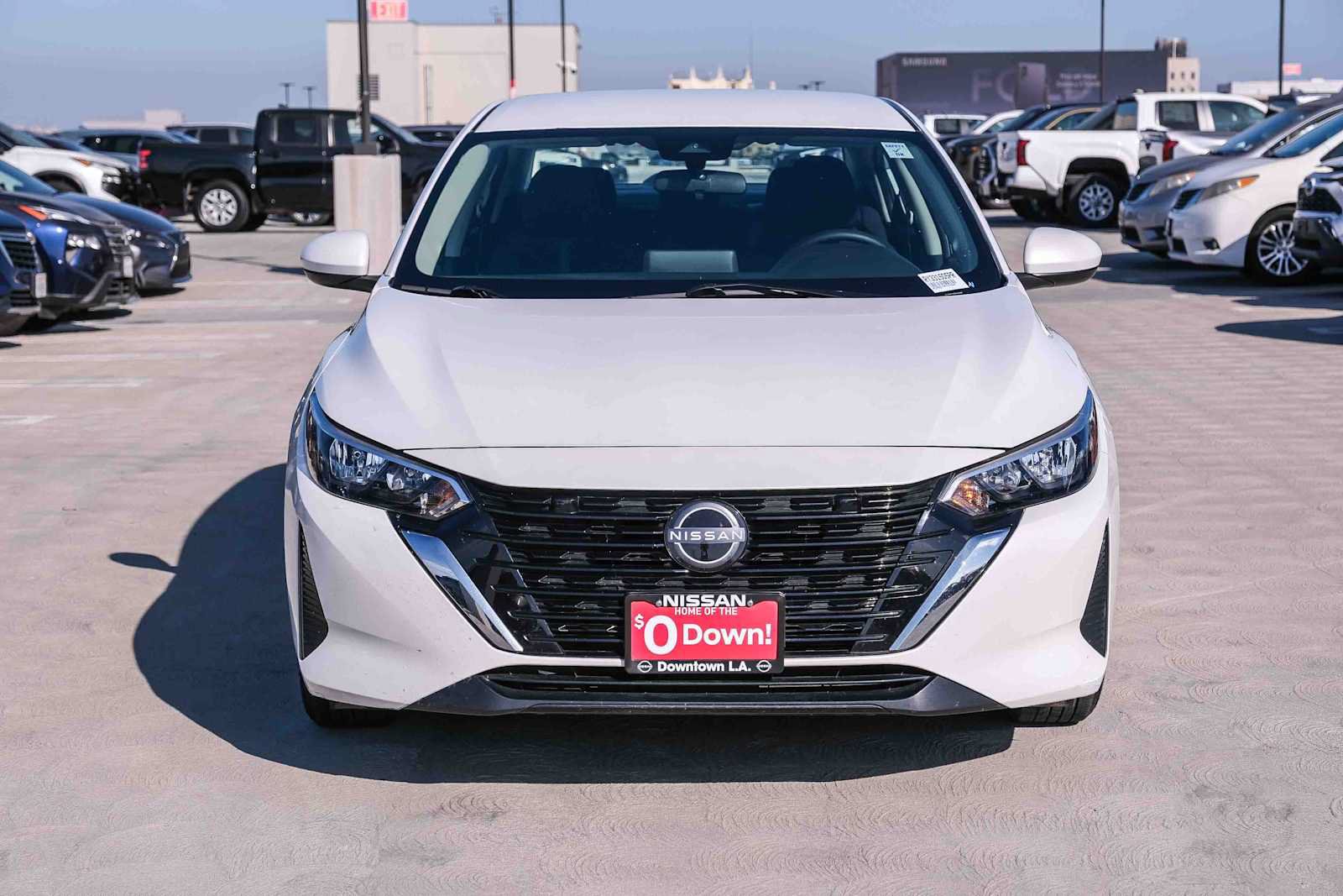 Used 2024 Nissan Sentra SV FWD image 2