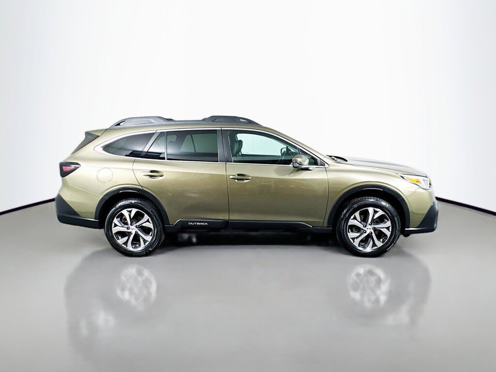Used 2022 Subaru Outback Limited AWD/4WD image 6