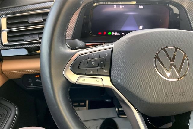 Used 2024 Volkswagen Atlas Cross Sport SEL R-Line image 21