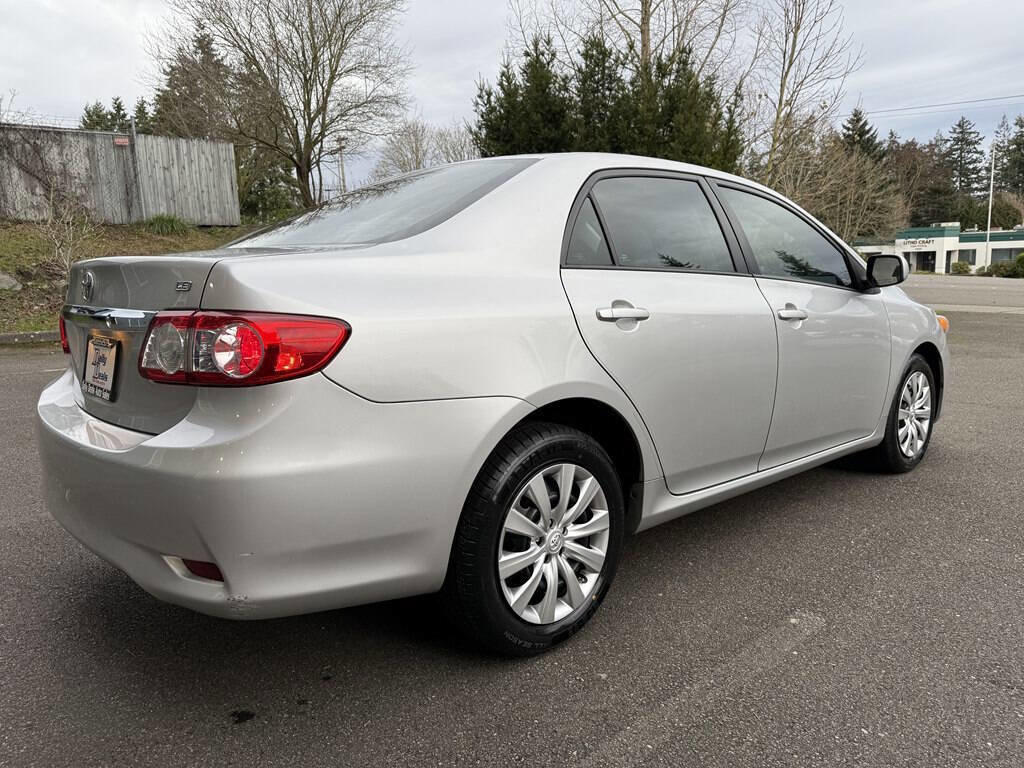 Used 2012 Toyota Corolla LE image 3