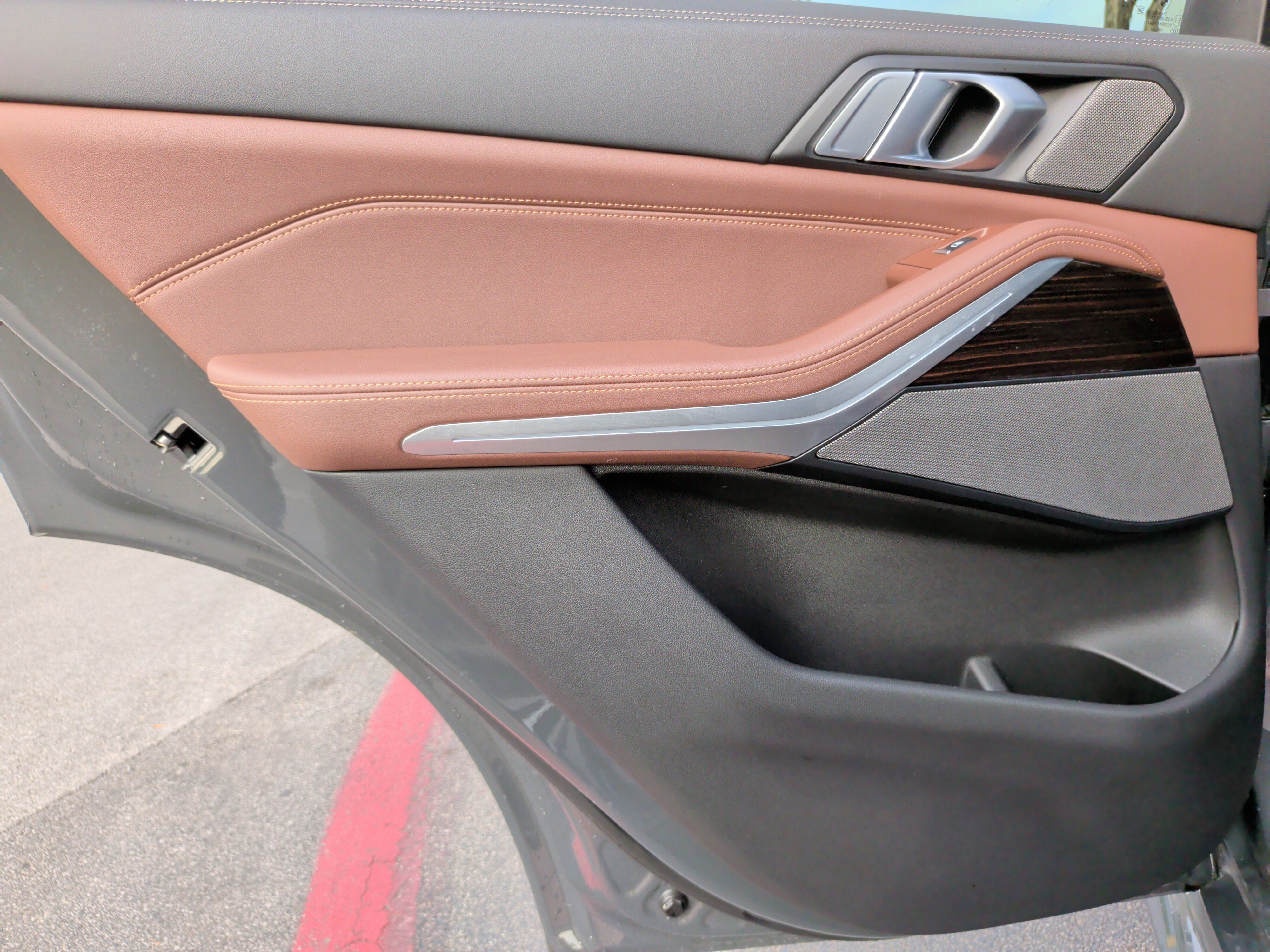 Certified 2025 BMW X5 M60i w/ Climate Comfort Package image 39