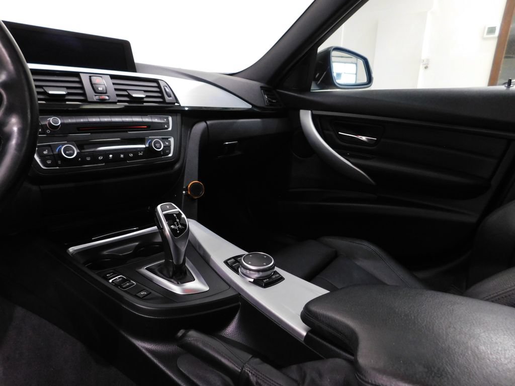 Used 2015 BMW 328i xDrive Wagon AWD/4WD image 58