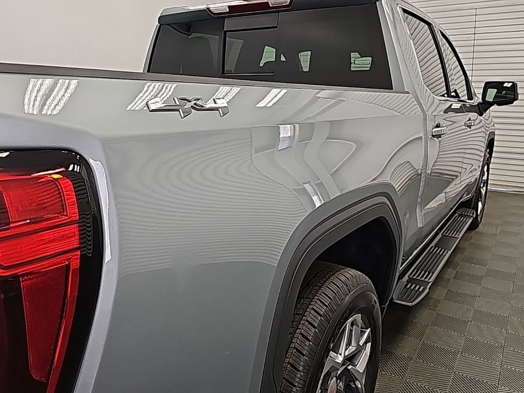 New 2026 GMC Sierra 1500 SLE w/ Preferred Package image 9