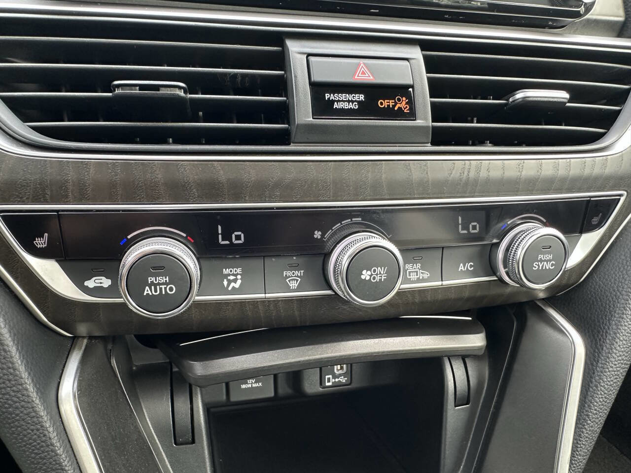 Used 2018 Honda Accord EX-L image 22