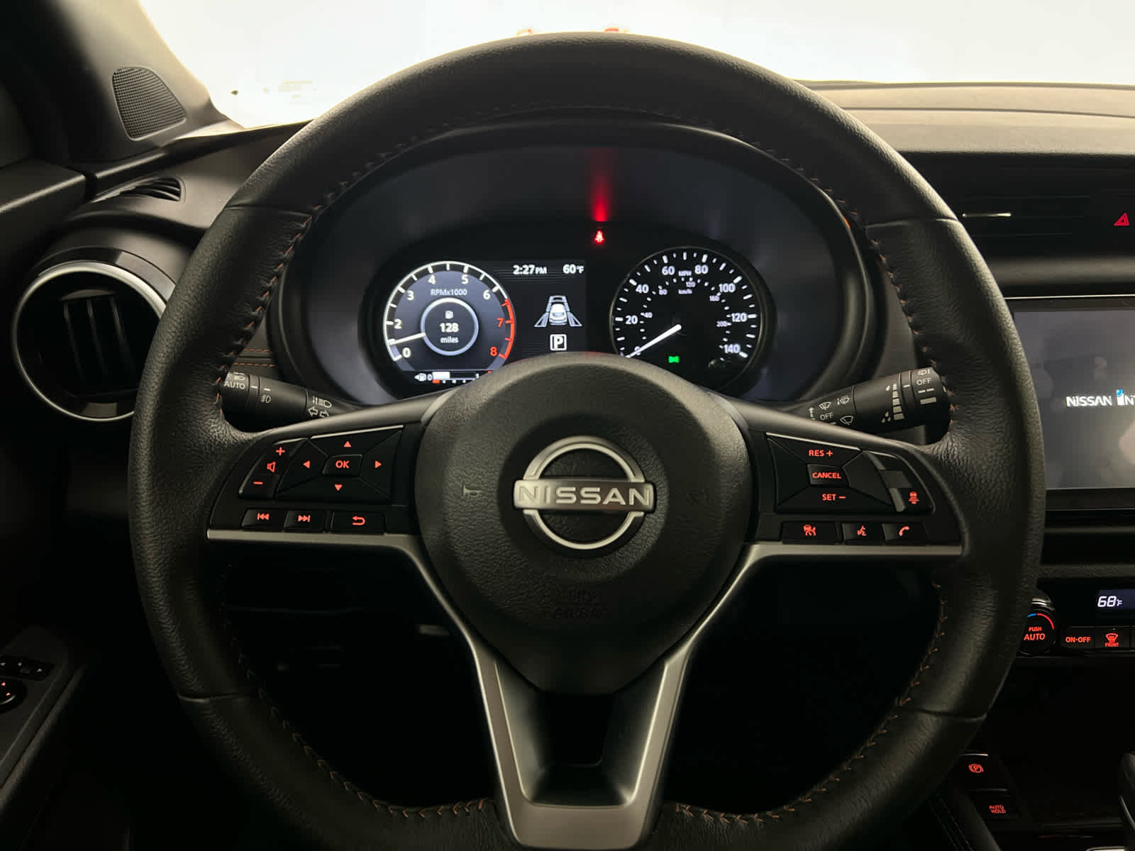 Used 2024 Nissan Kicks SR image 12