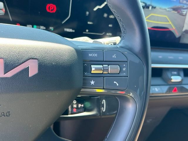 Certified 2024 Kia EV9 GT-Line AWD/4WD image 21