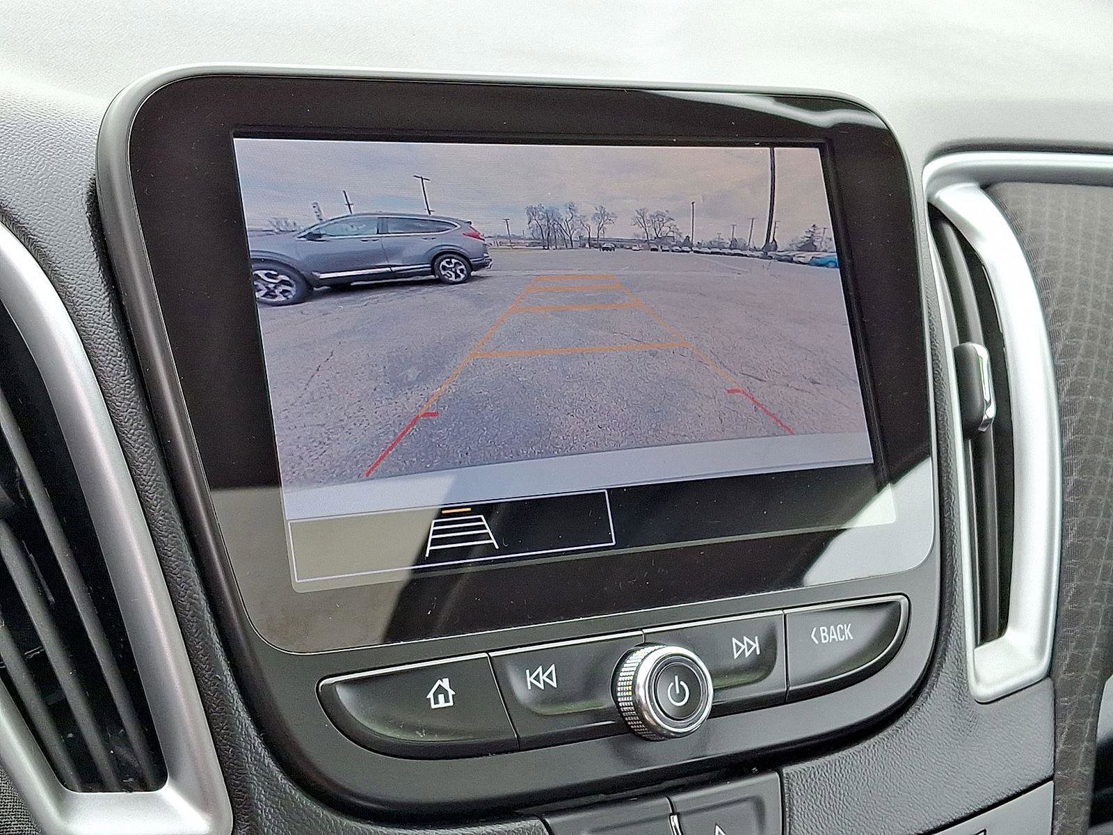 Used 2023 Chevrolet Malibu LT image 15