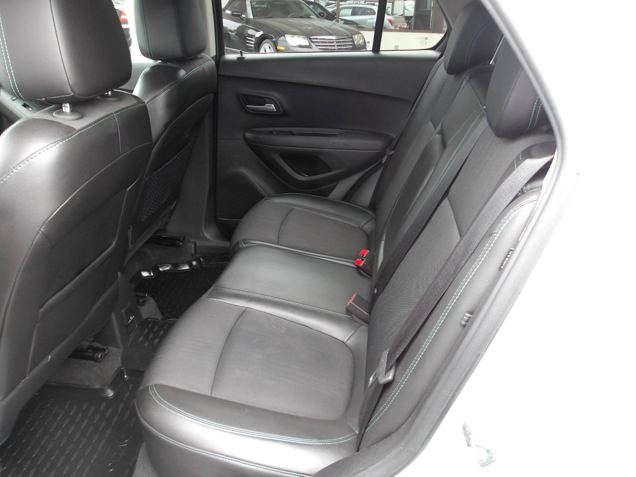 Used 2015 Chevrolet Trax LT w/ LT Plus Package AWD/4WD image 10