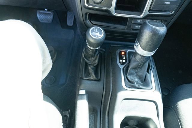 Used 2023 Jeep Wrangler Sport AWD/4WD image 23