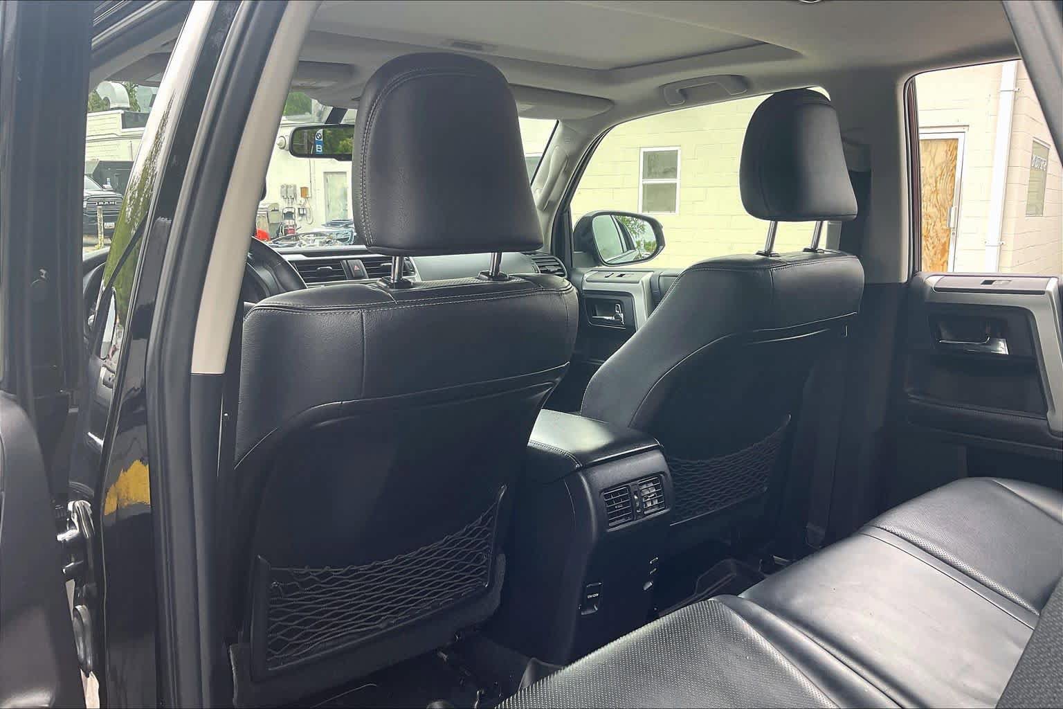 Used 2014 Toyota 4Runner Limited AWD/4WD image 22