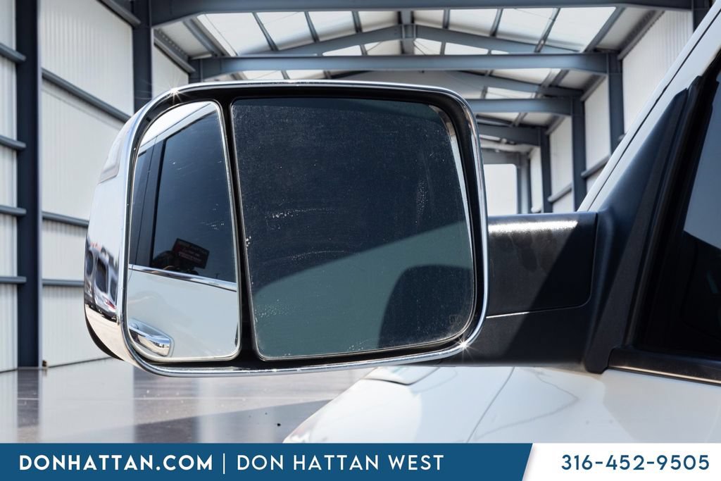 Used 2017 RAM 1500 Limited RWD image 29