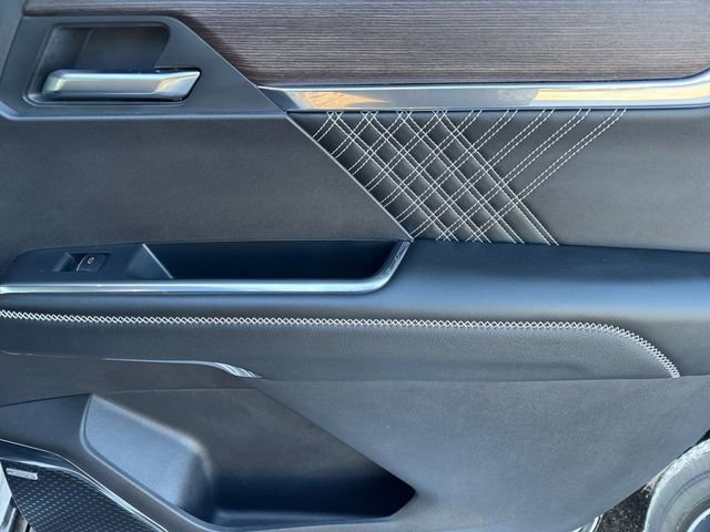 Used 2025 GMC Acadia Denali image 19