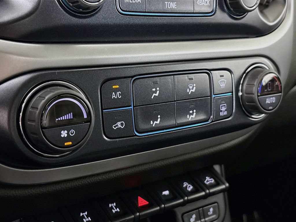 Used 2017 Chevrolet Colorado ZR2 AWD/4WD image 18