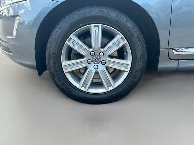 Used 2017 Volvo XC60 T5 Inscription w/ Advanced Package AWD/4WD image 35