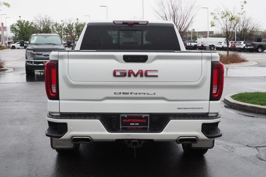 Used 2022 GMC Sierra 1500 Denali w/ Denali Reserve Package AWD/4WD image 5