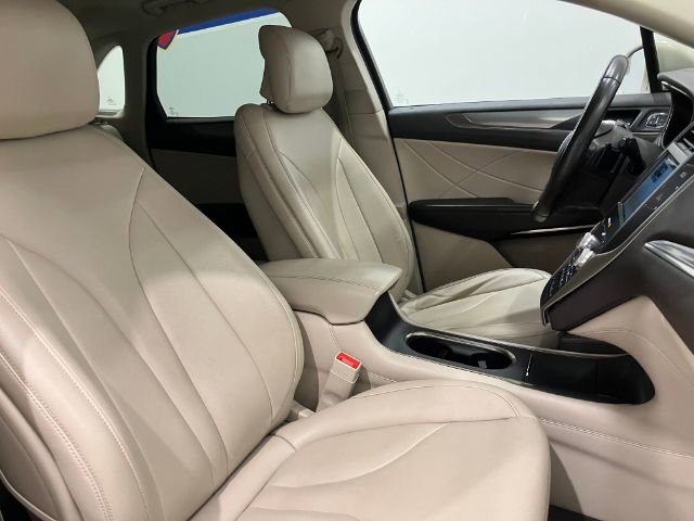 Used 2017 Lincoln MKC Premiere FWD image 57
