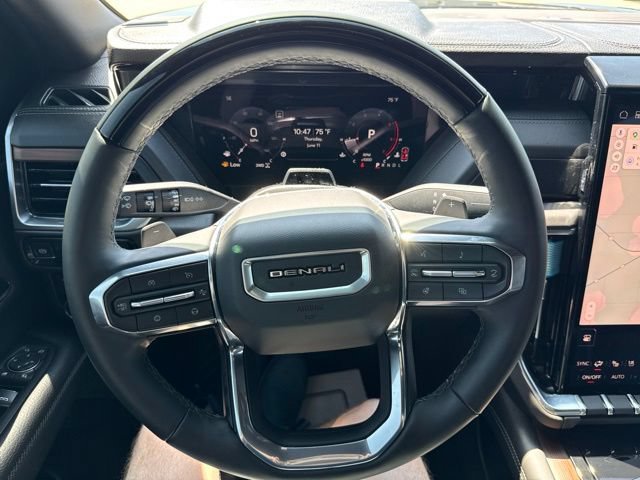 Used 2026 GMC Yukon XL Denali w/ Denali Reserve Package AWD/4WD image 15