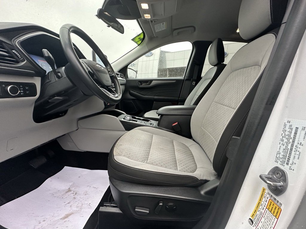 Used 2023 Ford Escape Active image 17