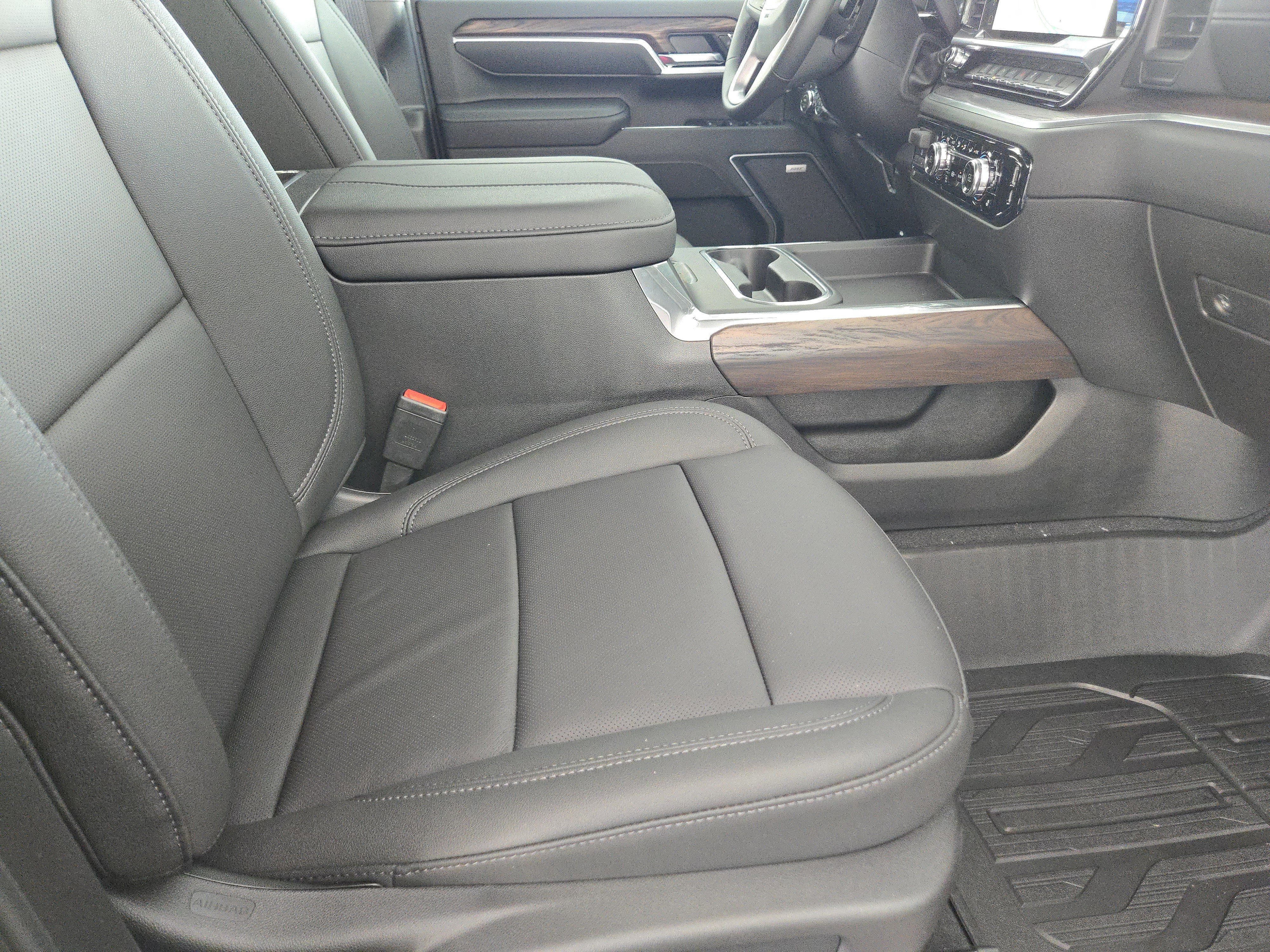 New 2026 GMC Sierra 2500 SLT w/ Texas SLT Premium Package image 11