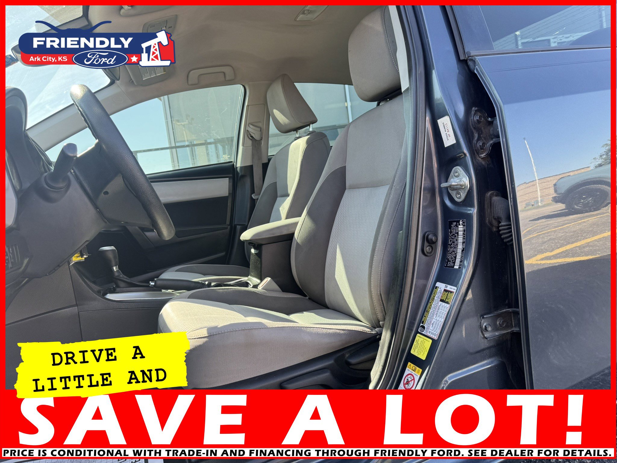 Used 2018 Toyota Corolla LE image 11