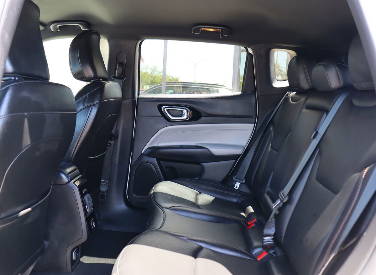 Used 2024 Jeep Compass Limited AWD/4WD image 30