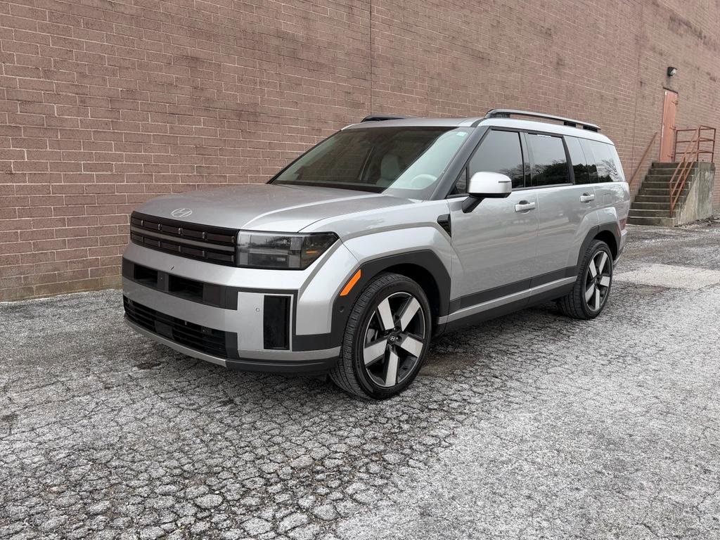 Used 2024 Hyundai Santa Fe Limited image 1