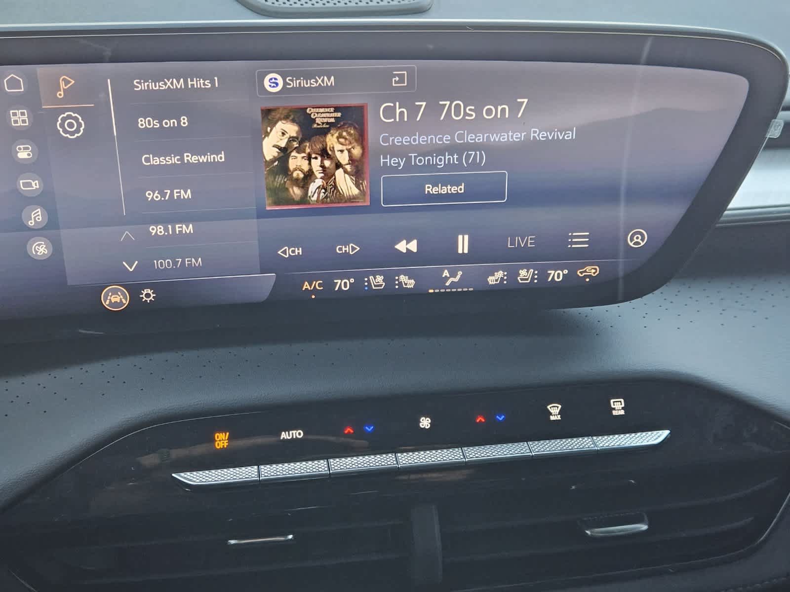 Used 2025 Buick Enclave Avenir w/ Super Cruise Package AWD/4WD image 15