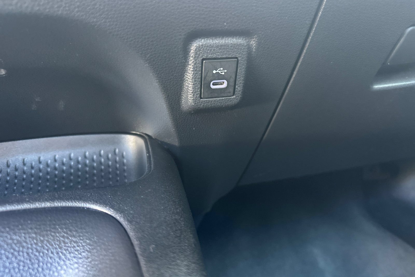 Used 2024 Toyota Corolla LE FWD image 53