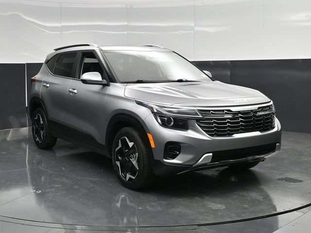 Used 2025 Kia Seltos S FWD image 5