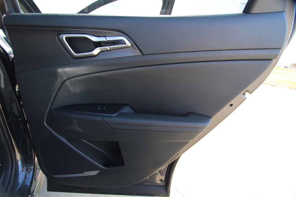 New 2026 Kia Sportage EX w/ EX Panorama Roof Package image 39