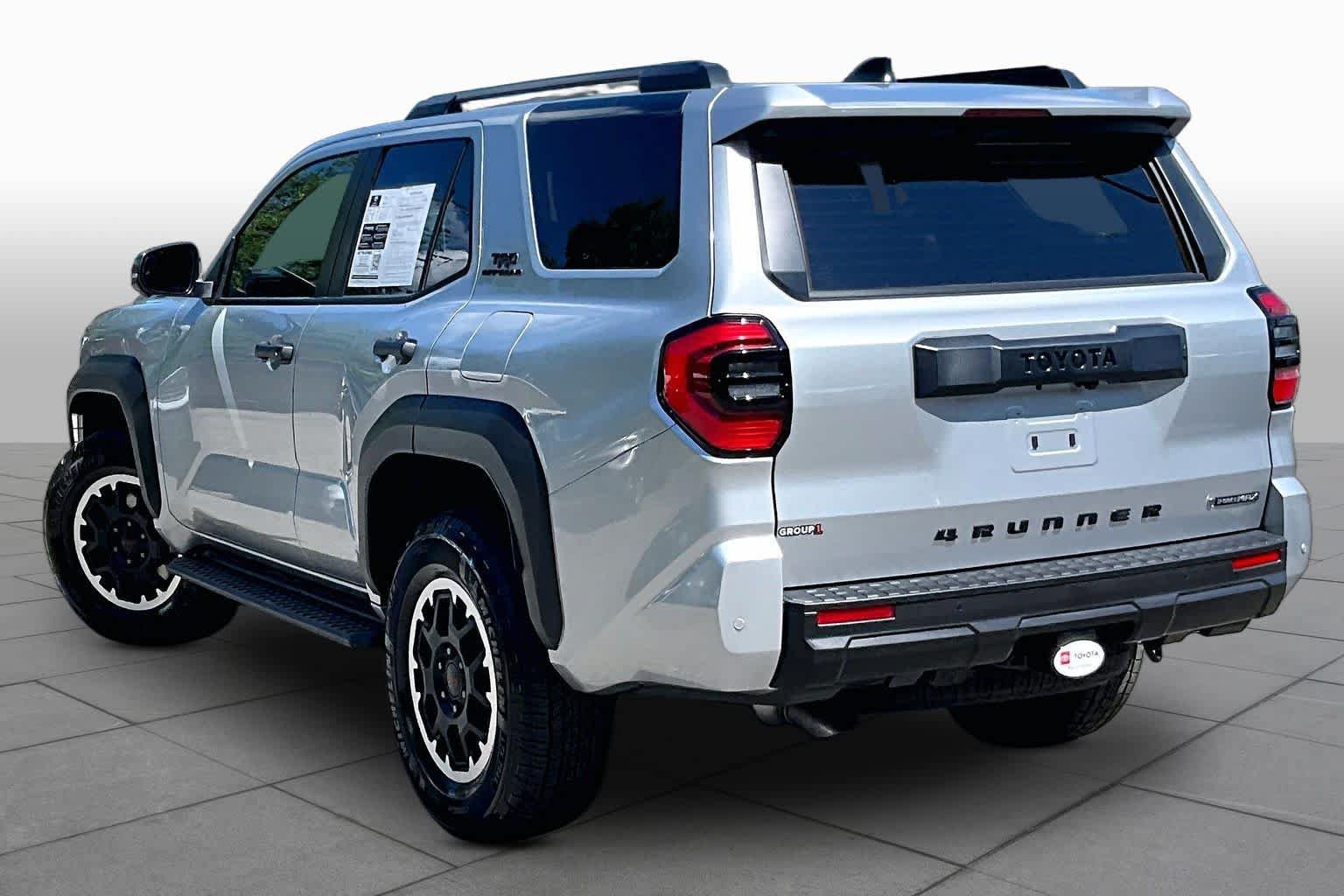 Certified 2026 Toyota 4Runner TRD Off-Road Premium AWD/4WD image 12