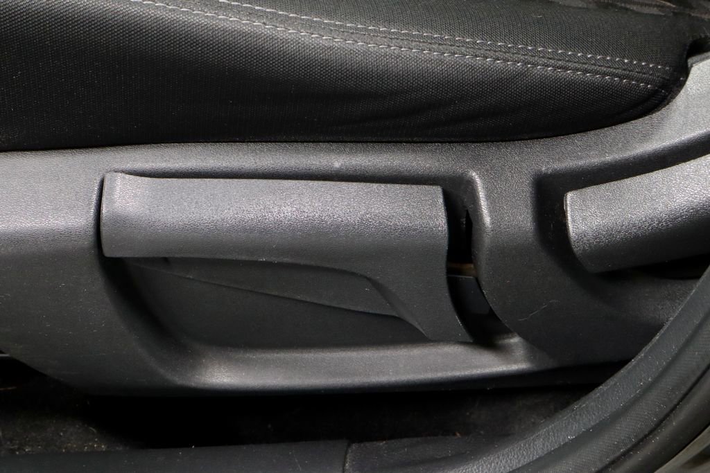 Used 2017 Nissan Rogue S w/ S Appearance Package FWD image 25