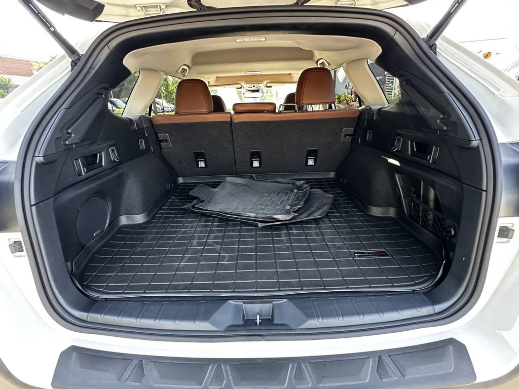 Used 2024 Subaru Outback Touring AWD/4WD image 21