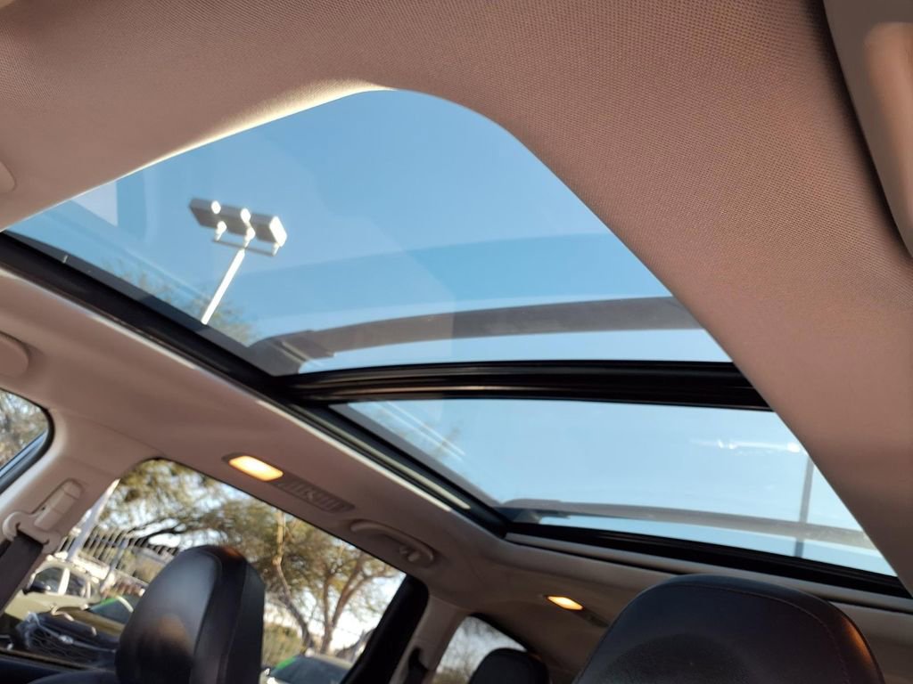 Certified 2022 Subaru Ascent Limited w/ Technology Package image 7