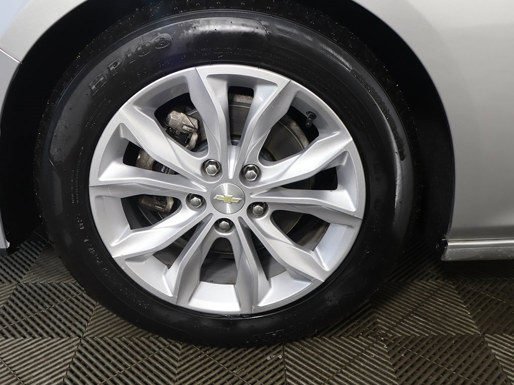 Used 2021 Chevrolet Malibu LT image 21