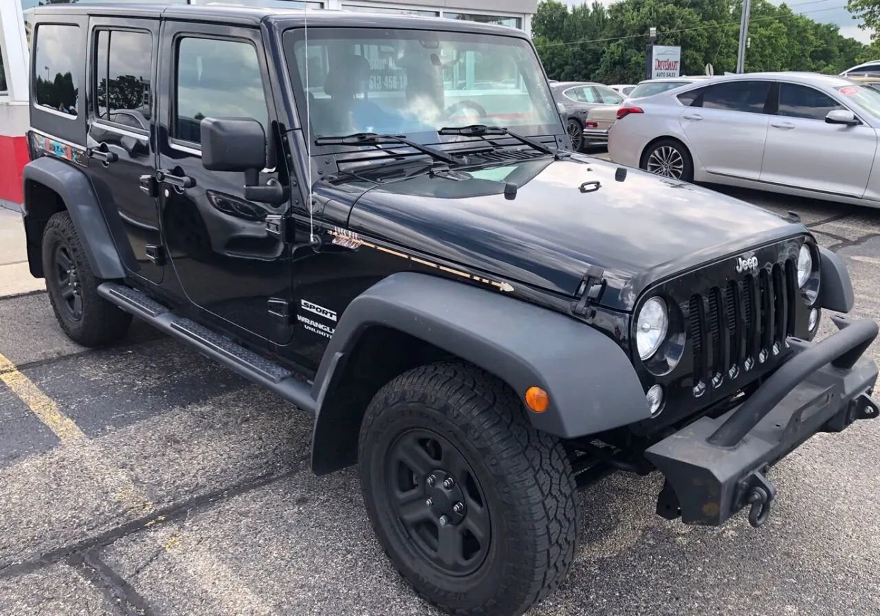 Used 2015 Jeep Wrangler Unlimited Sport w/ Mopar Black Appearance Group image 6