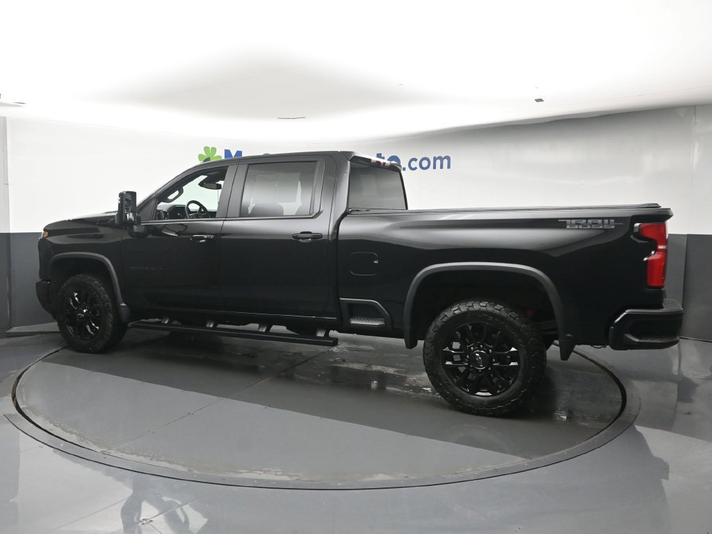Used 2025 Chevrolet Silverado 2500 LT w/ Trail Boss Package AWD/4WD image 25