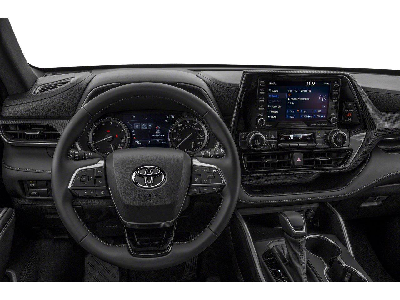 Used 2022 Toyota Highlander XLE FWD image 26