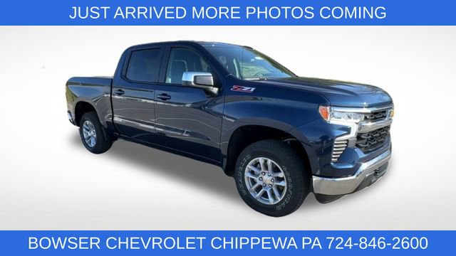 Used 2023 Chevrolet Silverado 1500 LT image 2