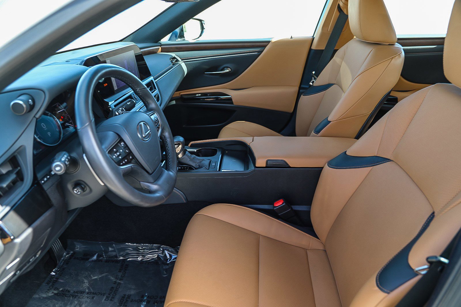 Used 2024 Lexus ES 350 w/ Premium Package image 17